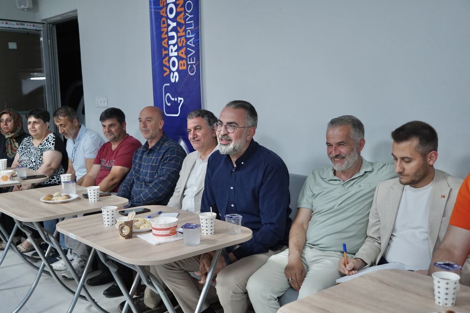 AK Parti Kestel İlçe Başkanımız Nesri Demir ile birlikte A.V.P. Mahallemizde kıymetli hemşehrilerimizle buluştuk.