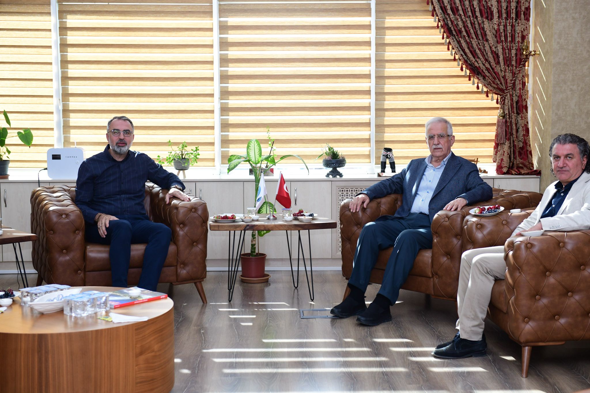AK Parti Bursa Milletvekilimiz Sayın Muhammet Müfit Aydın’ı belediyemizde ağırlamaktan memnuniyet duydum.