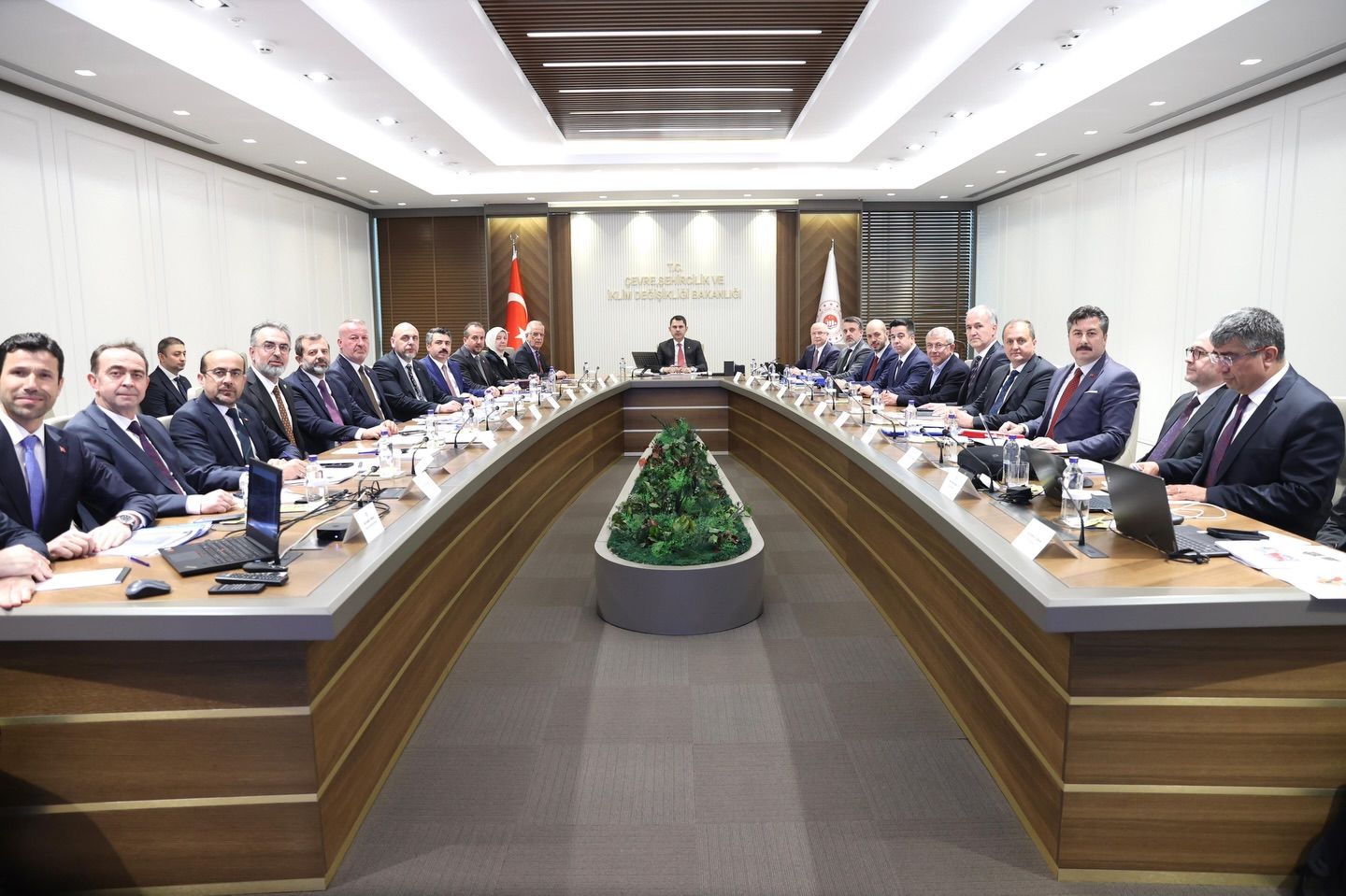 Daha sağlıklı, daha yaşanabilir bir Kestel için süreci kararlılıkla takip ediyoruz.